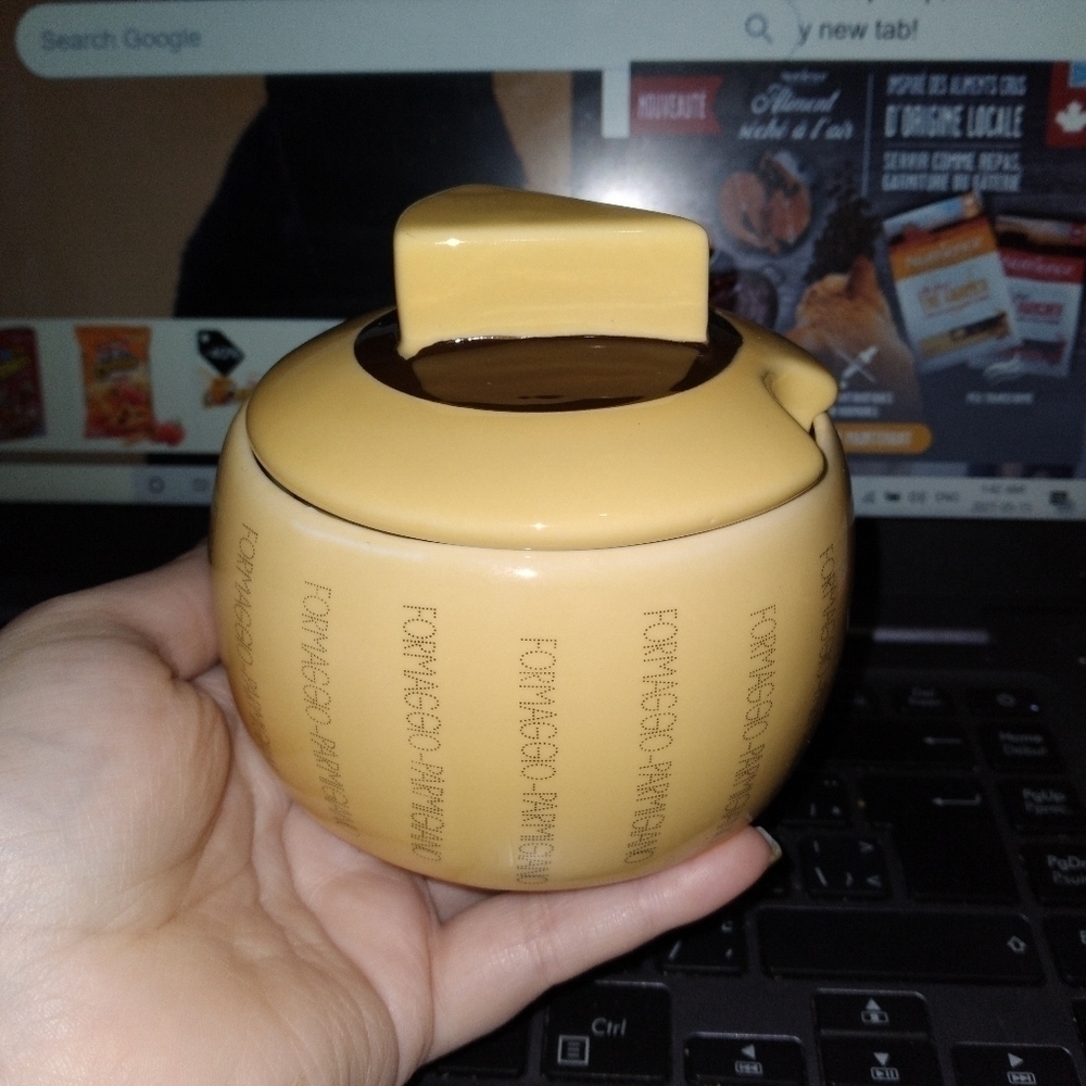 Formaggio Parmgano Cheese Trinket